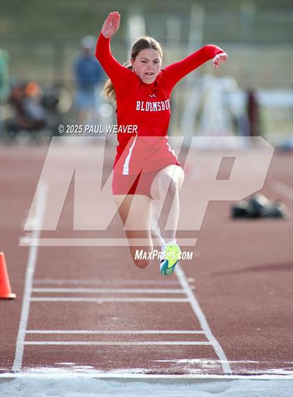 Thumbnail 3 in Mifflinburg @ Bloomsburg photogallery.