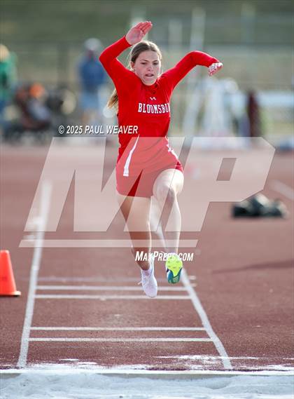 Thumbnail 2 in Mifflinburg @ Bloomsburg photogallery.