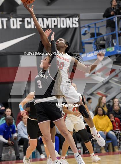 Thumbnail 1 in Sidwell Friends vs. Lone Peak (NIKE Tournament of Champions)  photogallery.