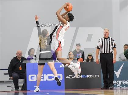 Thumbnail 1 in Sidwell Friends vs. Lone Peak (NIKE Tournament of Champions)  photogallery.