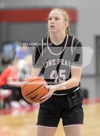 Thumbnail 2 in Sidwell Friends vs. Lone Peak (NIKE Tournament of Champions)  photogallery.