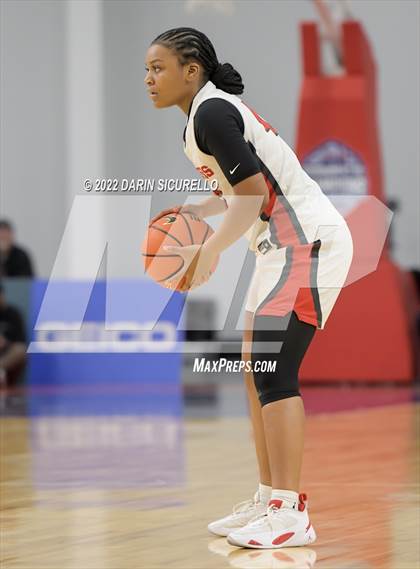 Thumbnail 3 in Sidwell Friends vs. Lone Peak (NIKE Tournament of Champions)  photogallery.