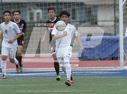 Thumbnail 3 in Sunny Hills vs. San Clemente (CIF-SS D1 Playoff) photogallery.