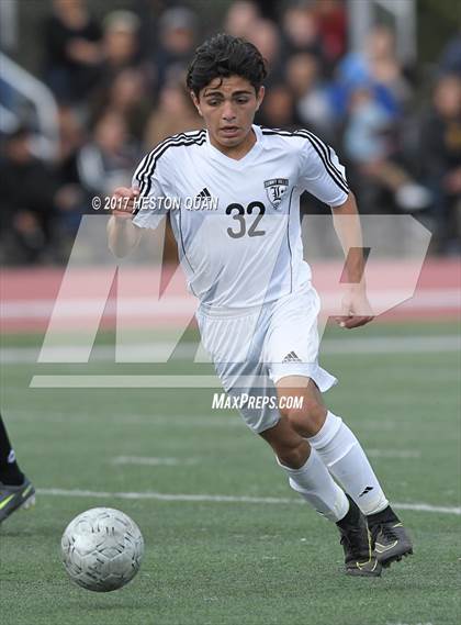 Thumbnail 3 in Sunny Hills vs. San Clemente (CIF-SS D1 Playoff) photogallery.