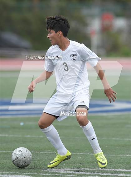 Thumbnail 1 in Sunny Hills vs. San Clemente (CIF-SS D1 Playoff) photogallery.