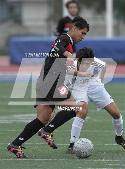 Thumbnail 3 in Sunny Hills vs. San Clemente (CIF-SS D1 Playoff) photogallery.