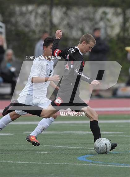 Thumbnail 3 in Sunny Hills vs. San Clemente (CIF-SS D1 Playoff) photogallery.