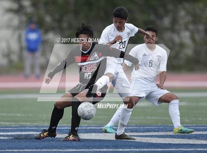 Thumbnail 3 in Sunny Hills vs. San Clemente (CIF-SS D1 Playoff) photogallery.