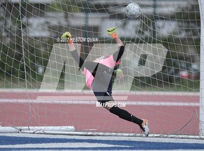 Thumbnail 3 in Sunny Hills vs. San Clemente (CIF-SS D1 Playoff) photogallery.
