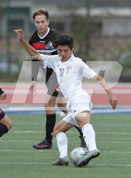 Thumbnail 2 in Sunny Hills vs. San Clemente (CIF-SS D1 Playoff) photogallery.