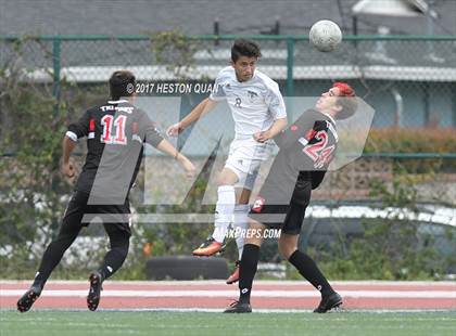 Thumbnail 2 in Sunny Hills vs. San Clemente (CIF-SS D1 Playoff) photogallery.