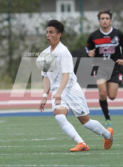Thumbnail 2 in Sunny Hills vs. San Clemente (CIF-SS D1 Playoff) photogallery.