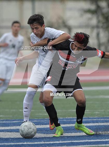 Thumbnail 3 in Sunny Hills vs. San Clemente (CIF-SS D1 Playoff) photogallery.