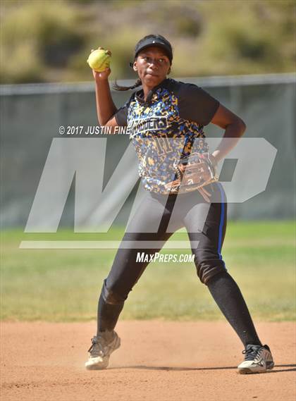 Thumbnail 2 in Mira Mesa @ Patrick Henry photogallery.