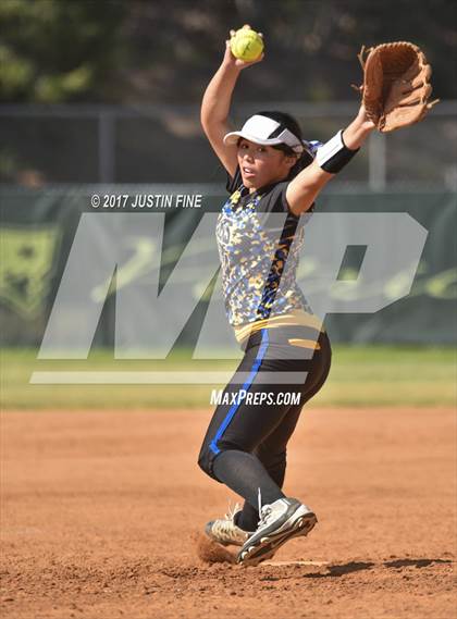 Thumbnail 3 in Mira Mesa @ Patrick Henry photogallery.