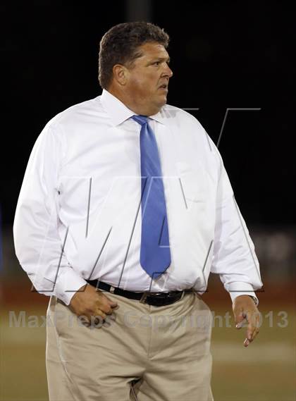 Thumbnail 1 in Kellenberg Memorial vs. St. Joseph-by-the-Sea photogallery.