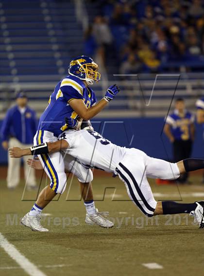 Thumbnail 1 in Kellenberg Memorial vs. St. Joseph-by-the-Sea photogallery.