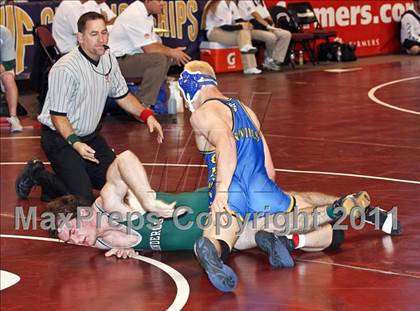 Thumbnail 3 in CIF State Boys Wrestling Championships (Round 2 - 145-285 lbs) photogallery.