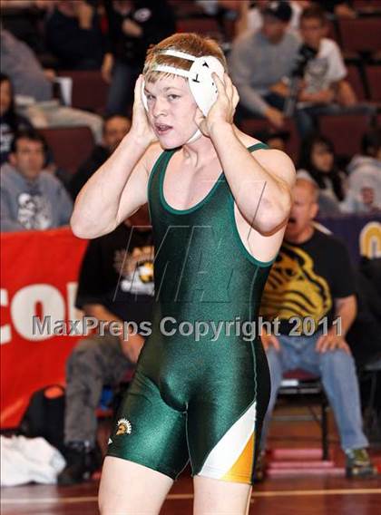 Thumbnail 1 in CIF State Boys Wrestling Championships (Round 2 - 145-285 lbs) photogallery.