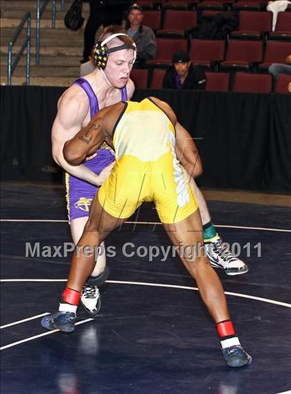 Thumbnail 2 in CIF State Boys Wrestling Championships (Round 2 - 145-285 lbs) photogallery.