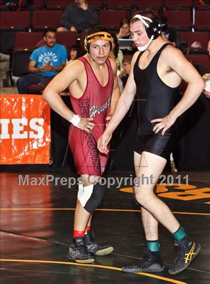 Thumbnail 3 in CIF State Boys Wrestling Championships (Round 2 - 145-285 lbs) photogallery.
