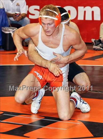 Thumbnail 3 in CIF State Boys Wrestling Championships (Round 2 - 145-285 lbs) photogallery.
