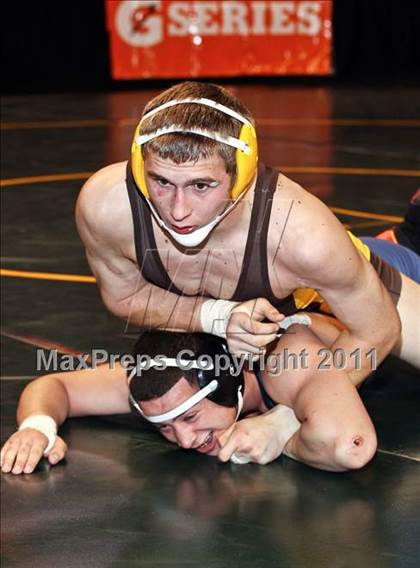 Thumbnail 1 in CIF State Boys Wrestling Championships (Round 2 - 145-285 lbs) photogallery.