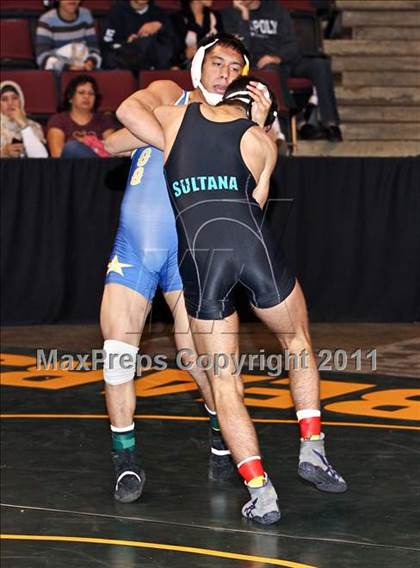 Thumbnail 2 in CIF State Boys Wrestling Championships (Round 2 - 145-285 lbs) photogallery.