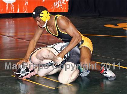 Thumbnail 1 in CIF State Boys Wrestling Championships (Round 2 - 145-285 lbs) photogallery.