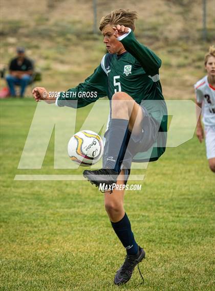 Thumbnail 3 in Pine Creek photogallery.