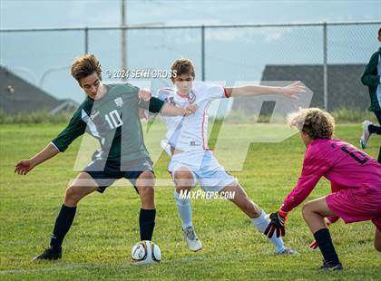 Thumbnail 2 in Pine Creek photogallery.