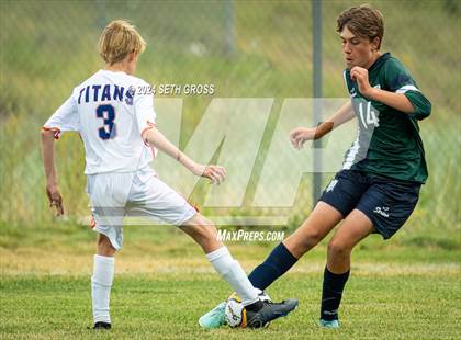 Thumbnail 3 in Pine Creek photogallery.