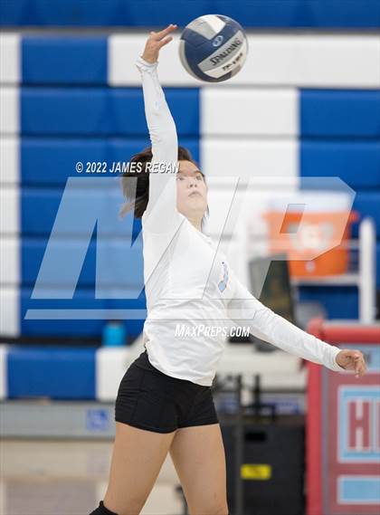 Thumbnail 3 in Burlingame @ Hillsdale photogallery.