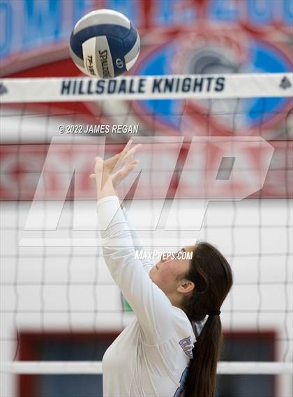 Thumbnail 1 in Burlingame @ Hillsdale photogallery.