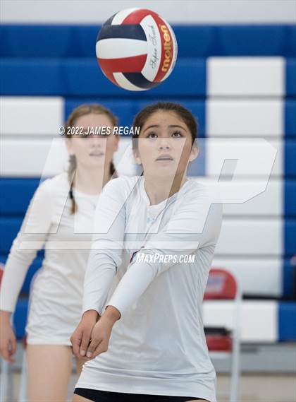 Thumbnail 2 in Burlingame @ Hillsdale photogallery.