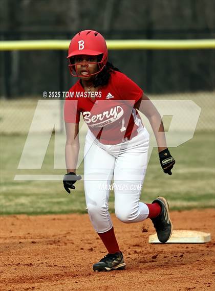 Thumbnail 3 in Berry @ Ballantyne Ridge photogallery.