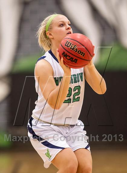 Thumbnail 1 in Woodgrove vs Loudoun County (Dulles District Final) photogallery.