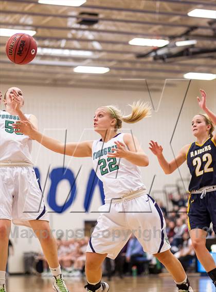 Thumbnail 2 in Woodgrove vs Loudoun County (Dulles District Final) photogallery.