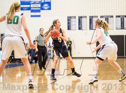 Thumbnail 2 in Woodgrove vs Loudoun County (Dulles District Final) photogallery.
