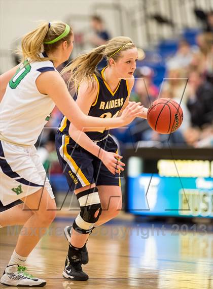 Thumbnail 2 in Woodgrove vs Loudoun County (Dulles District Final) photogallery.
