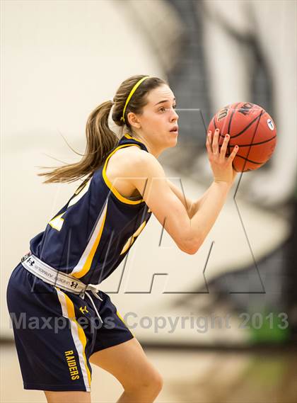 Thumbnail 2 in Woodgrove vs Loudoun County (Dulles District Final) photogallery.