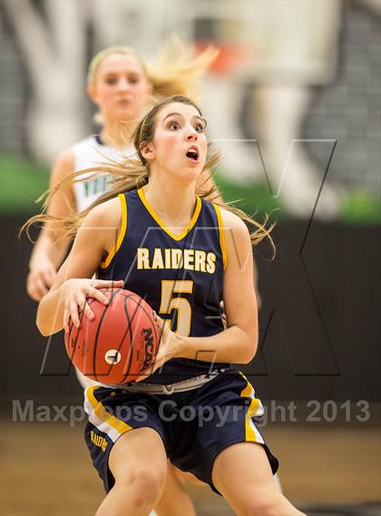 Thumbnail 2 in Woodgrove vs Loudoun County (Dulles District Final) photogallery.