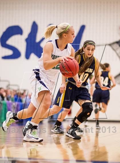 Thumbnail 3 in Woodgrove vs Loudoun County (Dulles District Final) photogallery.