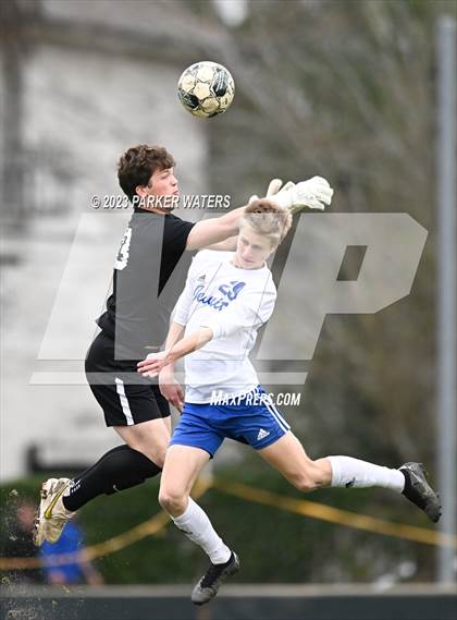 Thumbnail 1 in Jesuit @ Brother Martin (Div. I Regional Playoff) photogallery.