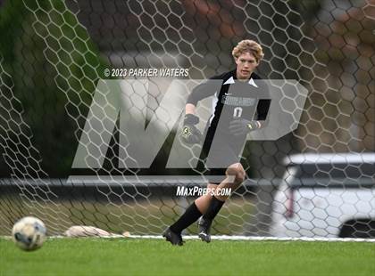 Thumbnail 3 in Jesuit @ Brother Martin (Div. I Regional Playoff) photogallery.