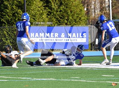 Thumbnail 2 in Bridgeport Central @ Darien photogallery.