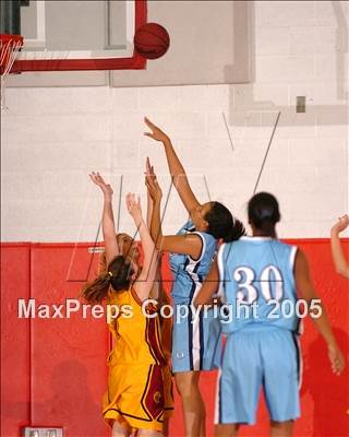 Thumbnail 2 in Oakmont vs. Calaveras (Warriors Shootout) photogallery.