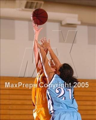 Thumbnail 1 in Oakmont vs. Calaveras (Warriors Shootout) photogallery.