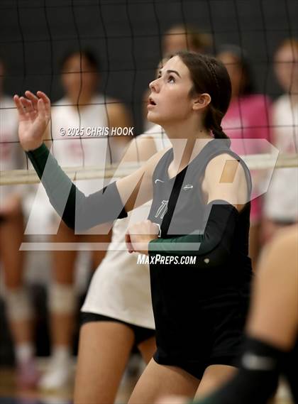 Thumbnail 2 in Tanque Verde vs. Orange Lutheran (Lancer Invitational) photogallery.