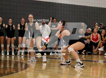 Thumbnail 2 in Tanque Verde vs. Orange Lutheran (Lancer Invitational) photogallery.